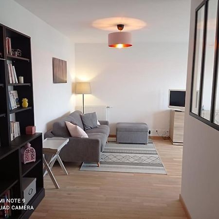 Superbe Appartement Avec Balcon Filant เซอนง ภายนอก รูปภาพ